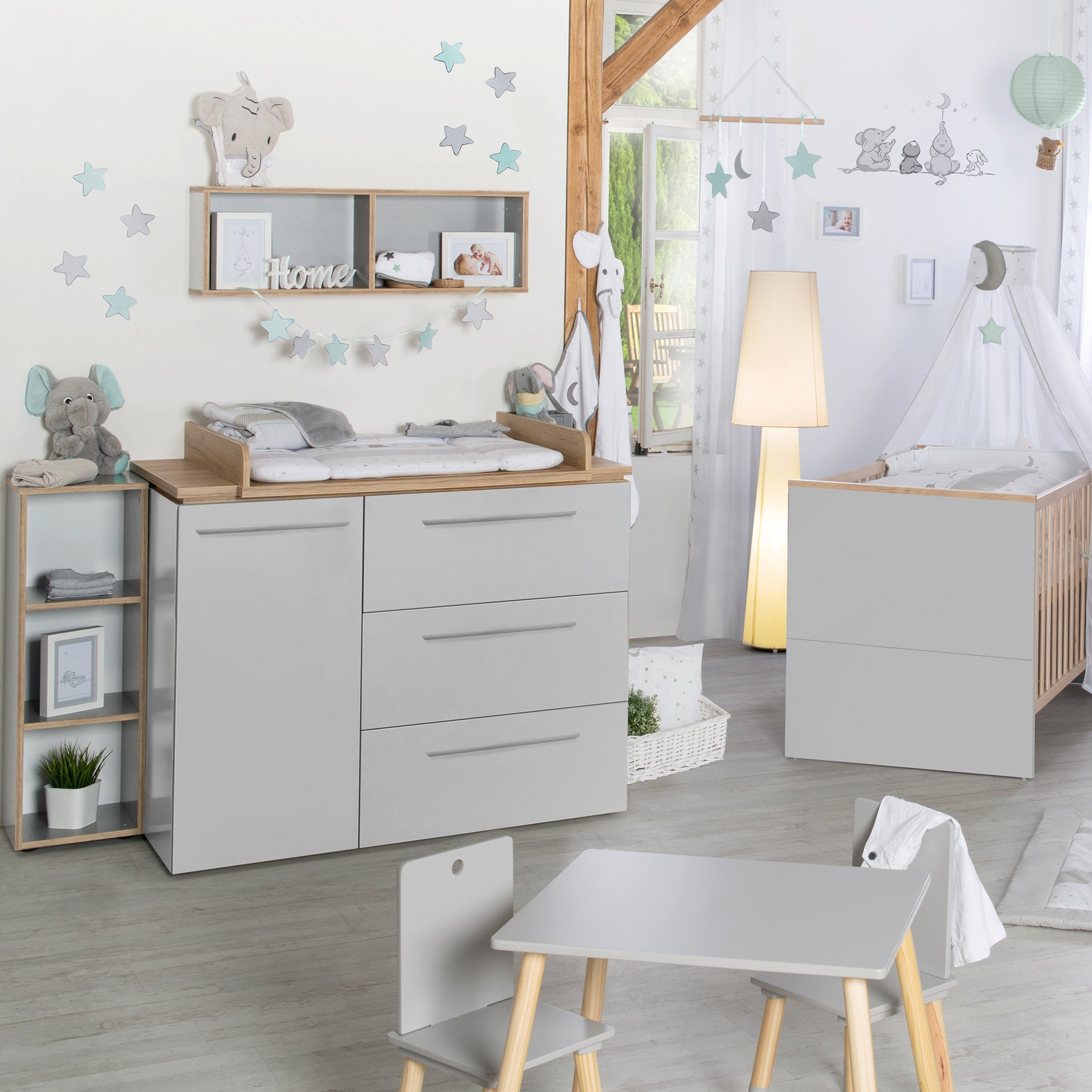 wickelkommode-tobi-mit-wickelansatz-soft-close-1-tur-3-schubladen-wickelhohe-94-cm-us-4587395317899_1.jpg