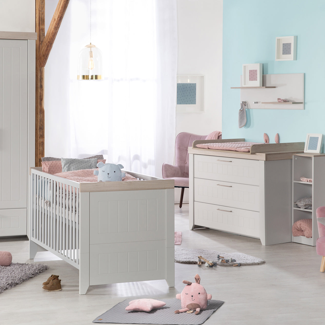 set-di-mobili-per-bambini-helene-inclusa-culla-culla-70-x-140-cm-ampio-como-avvolgente-grigio-chiaro-luna-elm-us-4763760689291_1.jpg